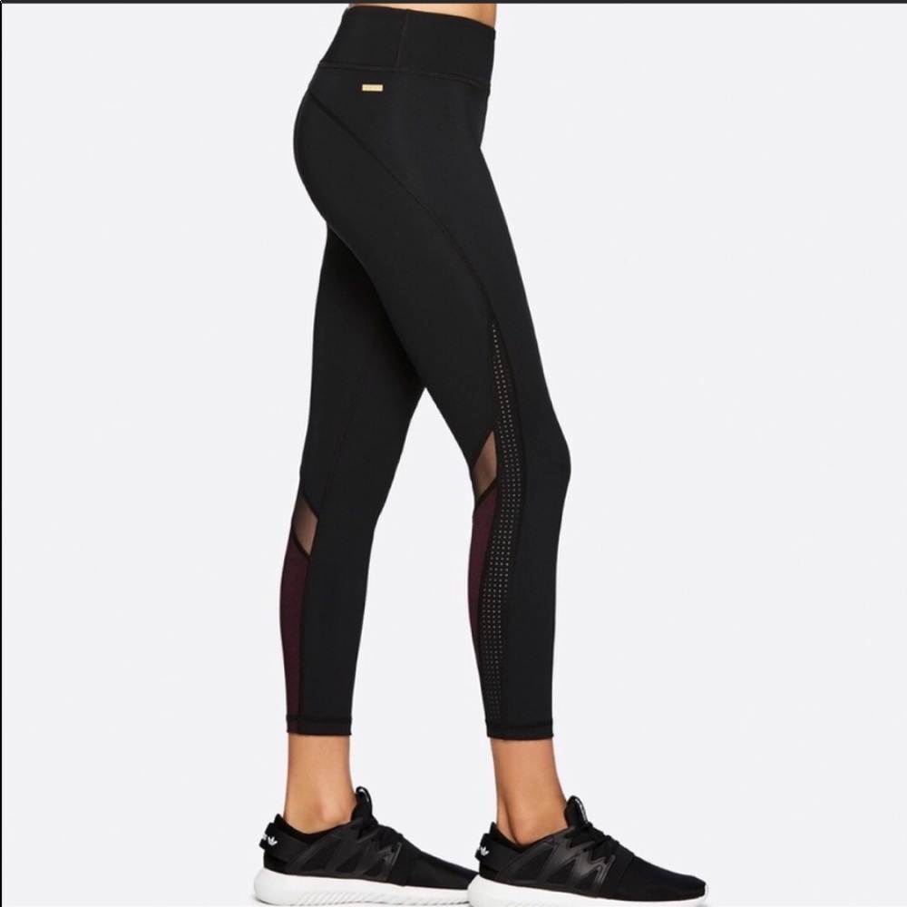 ALALA Black Garnet Heroine Tight